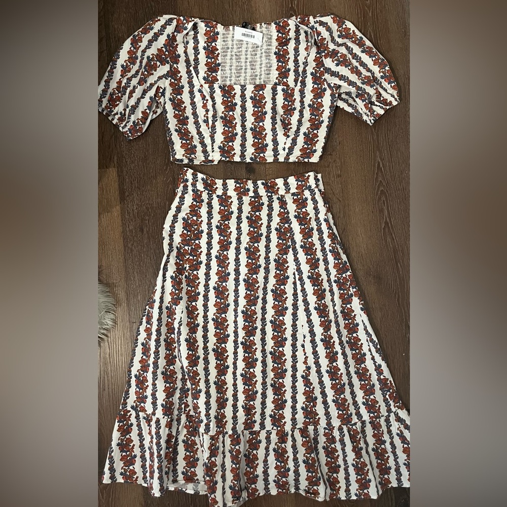 Two piece set! - Picture 3 of 3